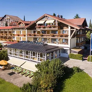 Parkhotel Tannenhof Oy-Mittelberg